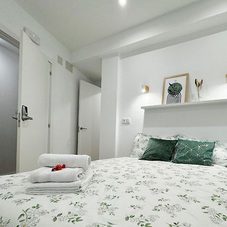 Pension Myd La Vega Oviedo Exterior photo