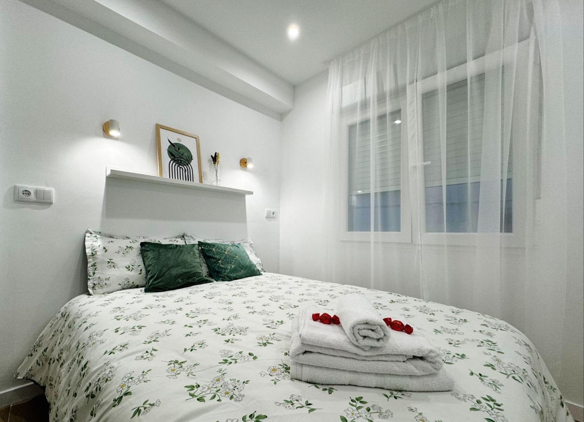Pension Myd La Vega Oviedo Exterior photo